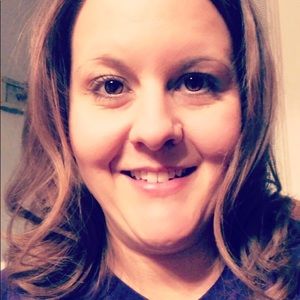 Meet your Posher, Holli